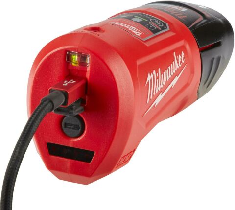 Milwaukee M12 TC USBLİ SEYAHAT ŞARJI
