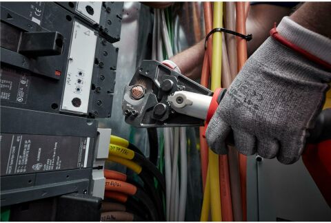 Milwaukee M18 HCCT KESME ÇENE VE AĞZI