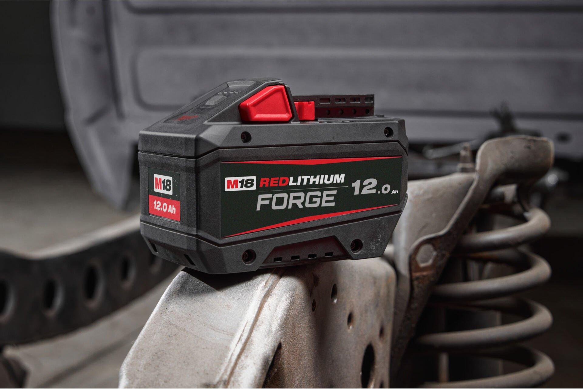 Milwaukee AKÜ M18FB12 FORGE 18V 12.0 AH