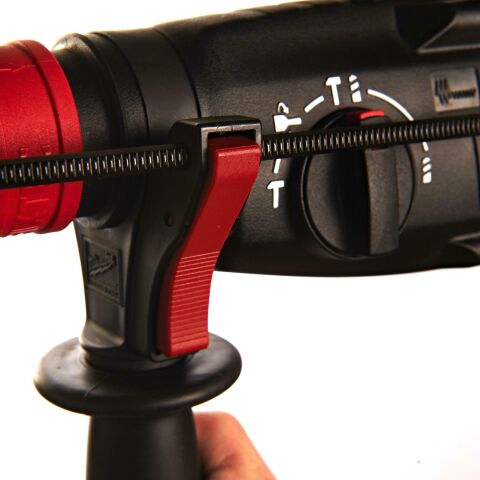 Milwaukee PH 28 X PNÖMATİK KIRICI & DELİCİ (3.4 Joule)
