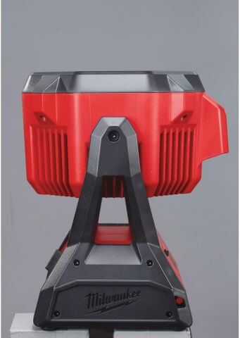 Milwaukee M18 AF-0 AKÜLÜ FAN ( akü ve şarj cihazı dahil değildir )