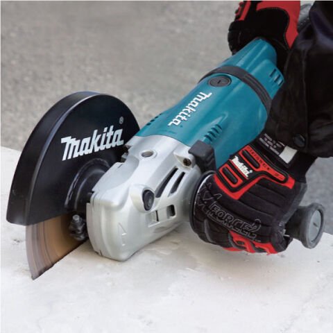 Makita GA7030 180mm Büyük Taşlama