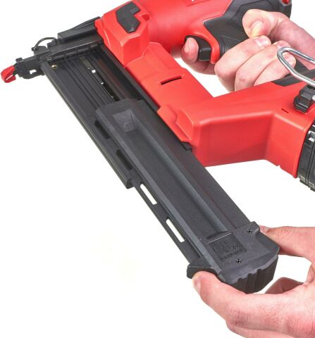 Milwaukee M18 FN18GS-0X AKÜLÜ ÇİVİ ÇAKMA MAKİNESİ ( akü ve şarj cihazı dahil değildir )