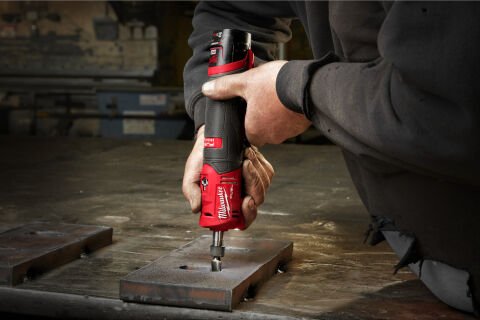 Milwaukee M12 FDGS-422 B AKÜLÜ MİNİ KALIPÇI TAŞLAMA