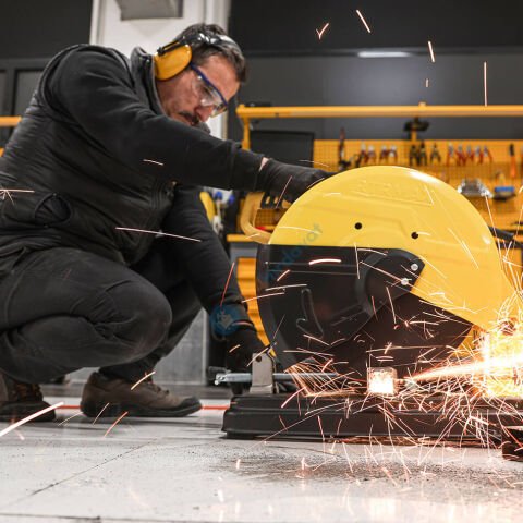 RTRMAX RTM694 Profil Kesme Makinesi 2400W 355 Mm Rtrmax