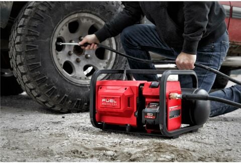 Milwaukee M18 FAC-0  FUEL AKÜLÜ HAVA KOMPRESÖRÜ ( akü ve şarj cihazı dahil değildir )