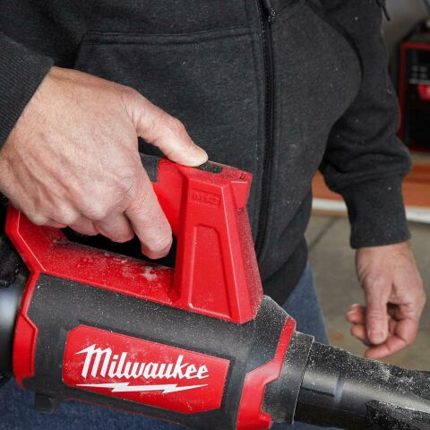 Milwaukee M12 BBL-0 AKÜLÜ ÜFLEME