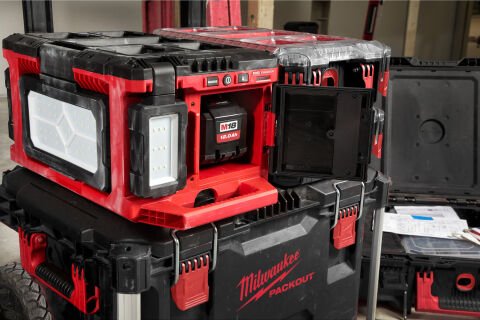 Milwaukee M18 POALC-O PACKOUT UYUMLU AKÜLÜ ALAN LAMBASI