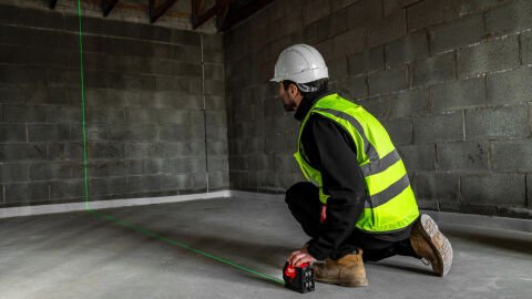 Milwaukee CLL-C ALKALİN ÇAPRAZ ÇİZGİ LAZER (YEŞİL)