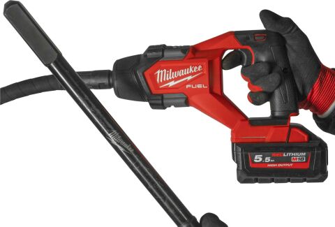Milwaukee M18 FCVN24-551 AKÜLÜ BETON VİBRATÖRÜ