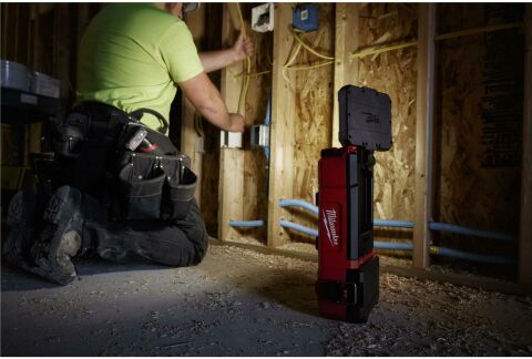 Milwaukee M12 POAL-0 PACKOUT ALAN LAMBASI ( akü ve şarj cihazı dahil değildir )