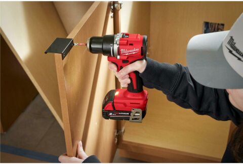Milwaukee M18 BLDDRC-202C AKÜLÜ DARBESİZ MATKAP VİDALAMA