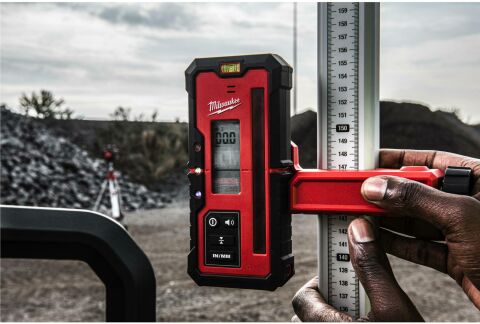 Milwaukee M18 RLOH600-201C 600M YATAY OTOMATİK DÖNER LAZER