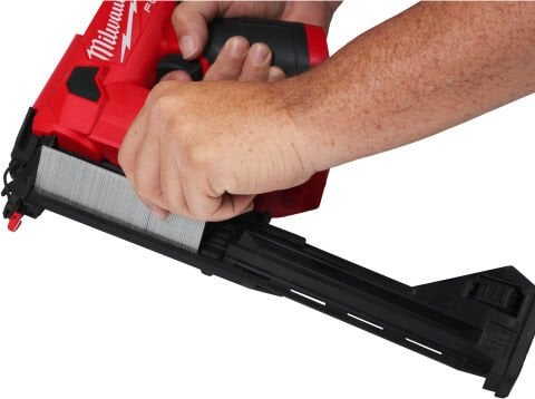Milwaukee M12 FCN18GS-202X AKÜLÜ ÇİVİ ÇAKMA MAKİNESİ
