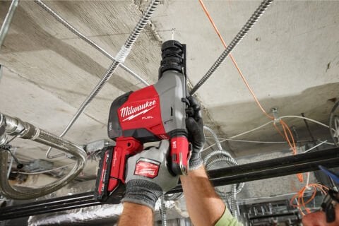 Milwaukee M18 FHAFOH16-302X 16MM KENDİNDEN VAKUMLU DELİCİ