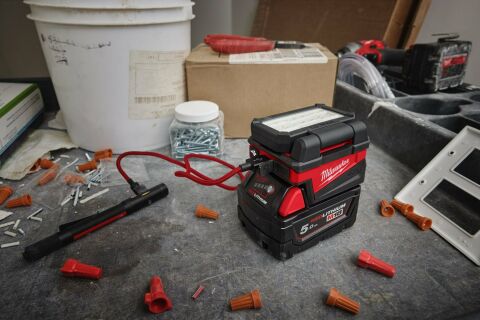 Milwaukee M18 ALIS-0 ALAN AYDINLATMA ( akü ve şarj cihazı dahil değildir )