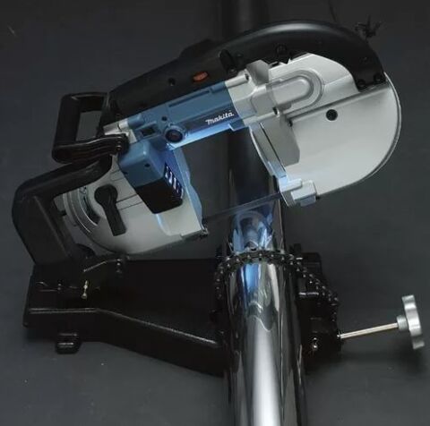 Makita 194069-5 2107FK için Destek Ayağı ve Koruyucu Kapak