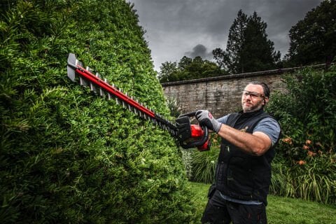 Milwaukee M18 FHET60G2-802 ÇİT BUDAMA MAKİNASI 60 cm FORGE