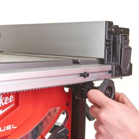 Milwaukee M18 FTS210-121B AKÜLÜ TEZGAH TESTERE FORGE
