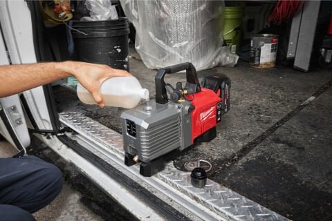 Milwaukee M18 FVP5-801 VAKUM POMPASI