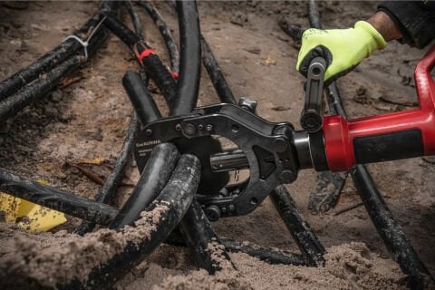 Milwaukee M18 HCC125-801C 125 mm KABLO KESME