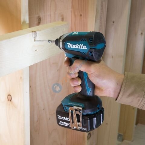 Makita DTD153Z Akülü Darbeli Vidalama (Aküsüz)
