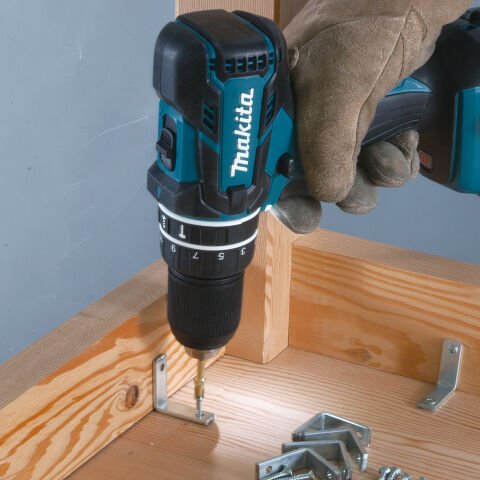 Makita DHP470RMJ 14.4V Li Çift Akülü Darbeli Matkap Vidalama