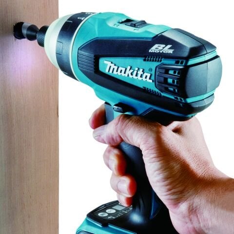 Makita DTP141RFJ 18V Li 4 Mod Çift Akülü Darbeli Vidalama