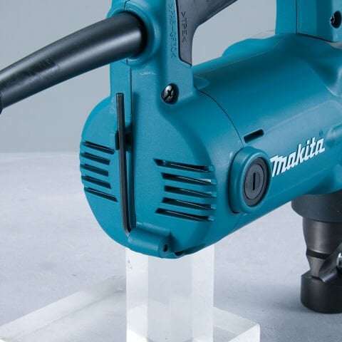 Makita JN3201J Sac Kesme Makinesi