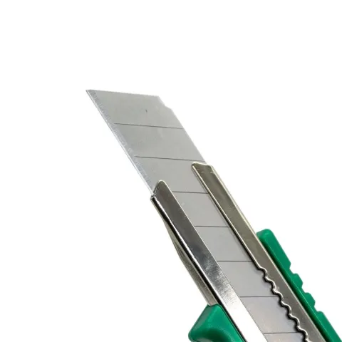 Elta Metal Gövde Kilitli Maket Bıçağı 18 mm