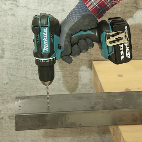 Makita DDF482RFE 18V Li Çift Akülü Darbesiz Matkap Vidalama