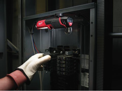 Milwaukee M12 SL-0 TRUEVIEW LED KONTROL LAMBASI ( akü ve şarj cihazı dahil değildir )